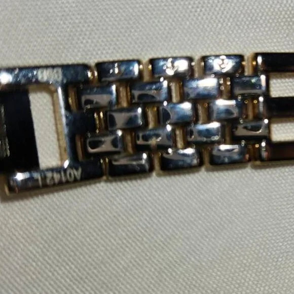 Movado Women's Esperanza Watch Gold toned - Picture 3 of 6